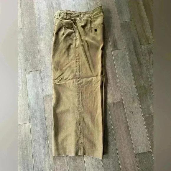Banana Republic  soft khaki fabric wide leg capris, 2P - Picture 4 of 6